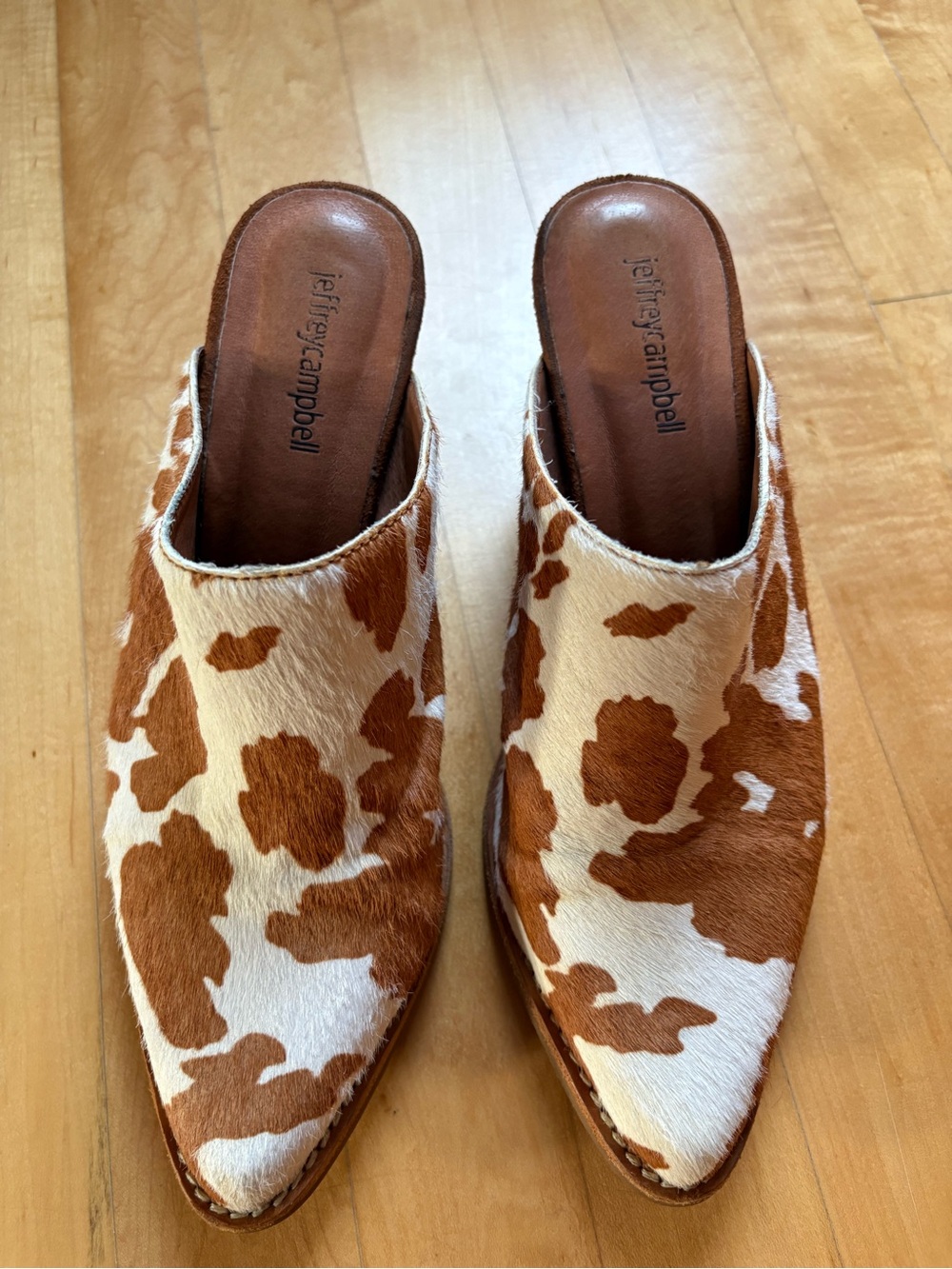 Jeffrey Campbell Favella cow-print pointed-toe mules Size 8 VGUC